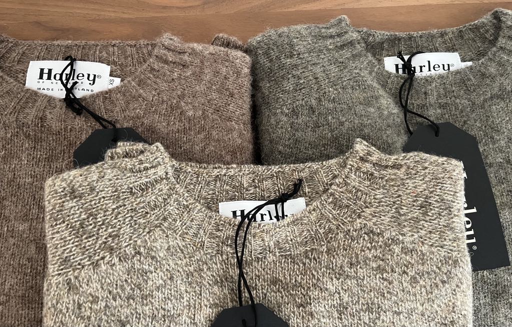 Harley of Scotland - Boxy Crewneck - Brushed Supersoft Shetland - Tundra