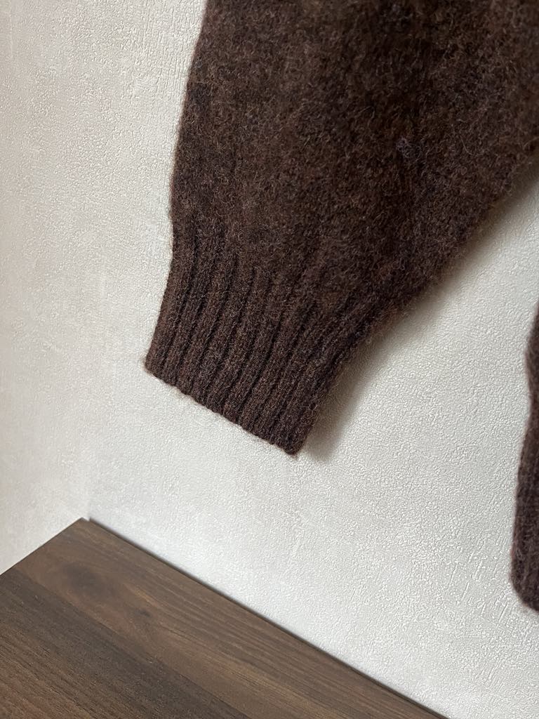 Harley of Scotland - Boxy Crewneck - Brushed Supersoft Shetland - Marron