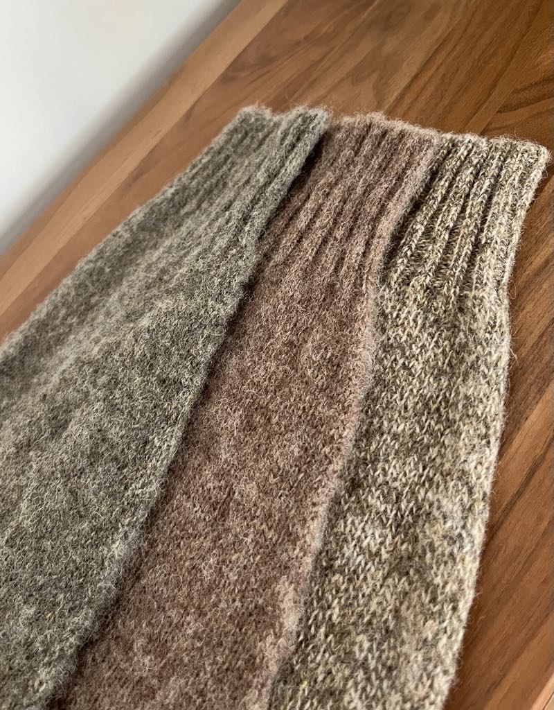 Harley of Scotland - Boxy Crewneck - Brushed Supersoft Shetland - Pebble