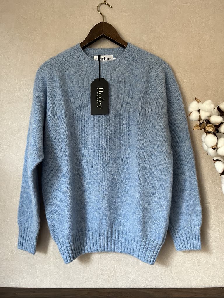 Harley of Scotland - Boxy Crewneck - Brushed Supersoft Shetland - Glacier