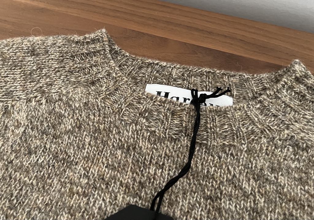 Harley of Scotland - Boxy Crewneck - Brushed Supersoft Shetland - Pebble