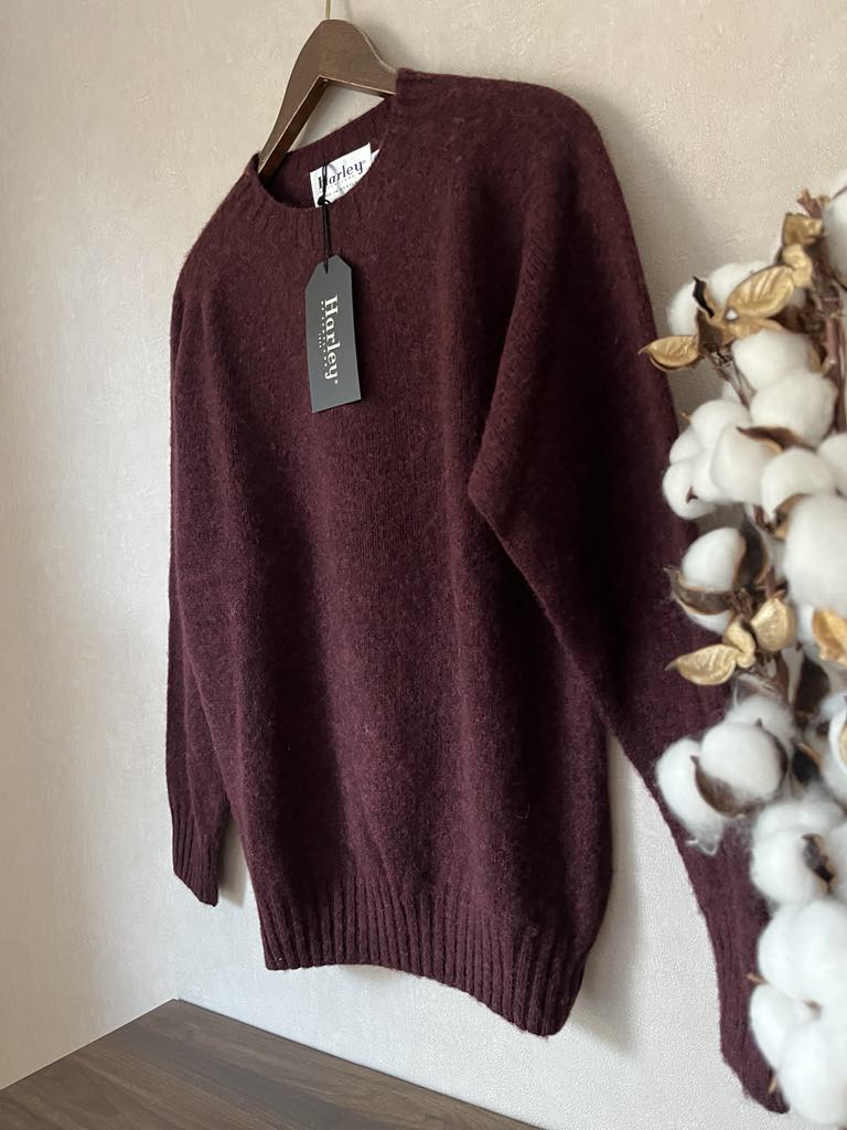 Harley of Scotland brushed Shetland wool sweater in Beetroot