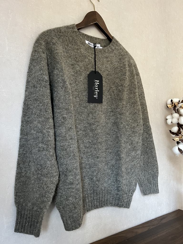 Harley of Scotland brushed Shetland wool sweater in Fossil