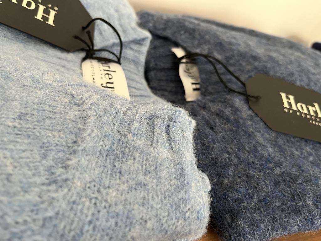 Harley of Scotland brushed Shetland wool sweater in Glacier