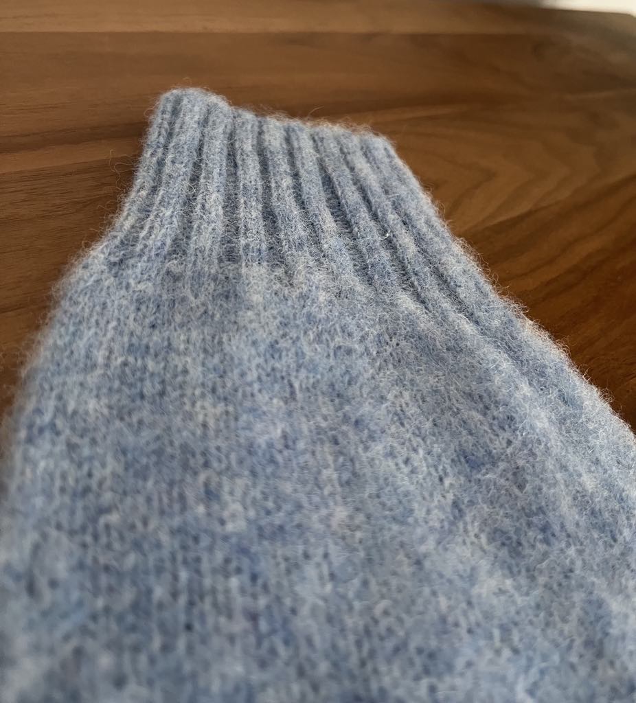 Harley of Scotland brushed Shetland wool sweater in Glacier