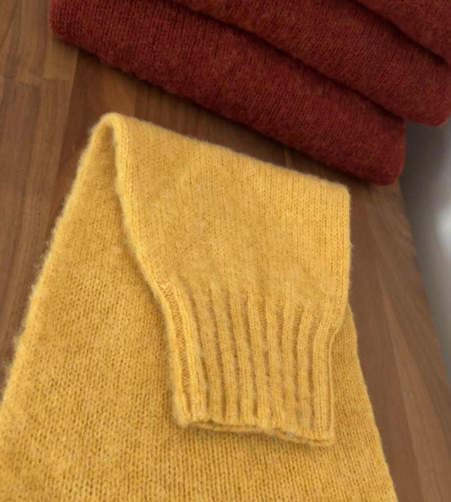 Harley of Scotland brushed Shetland wool sweater in Nectar