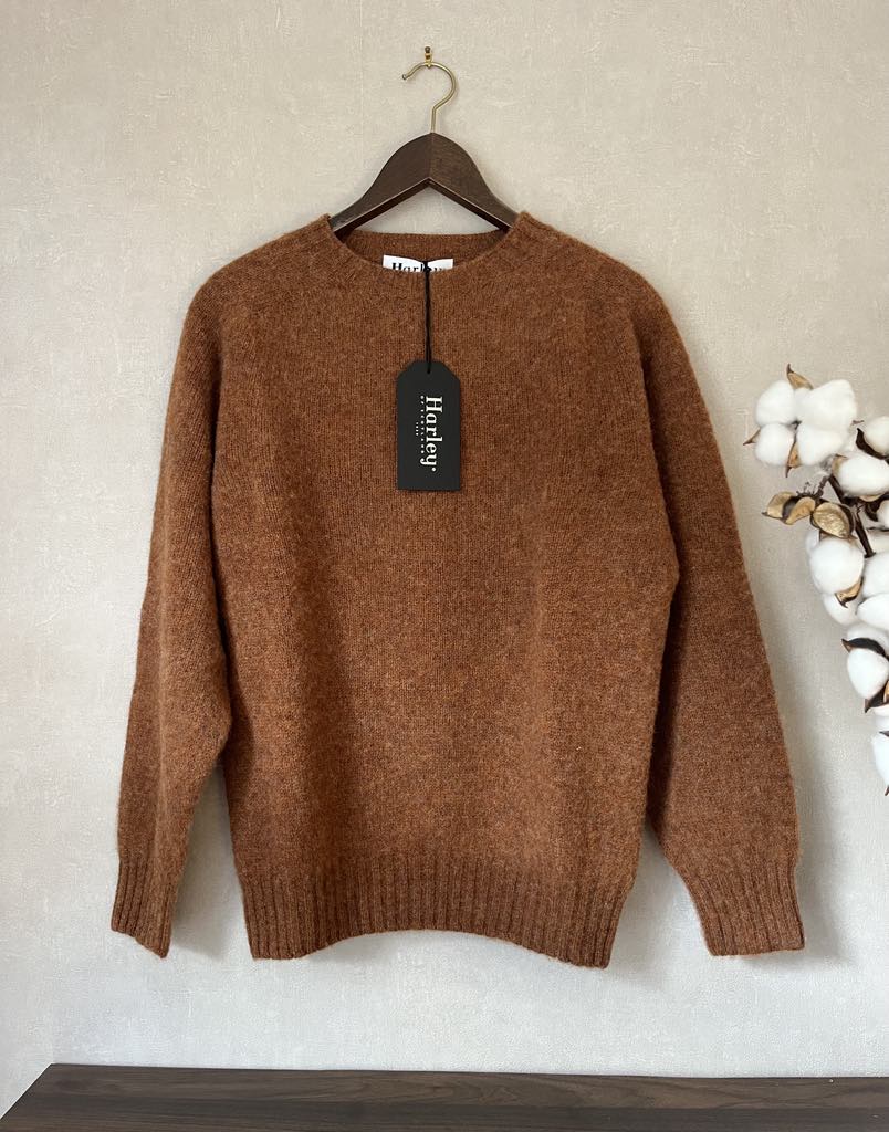 Harley of Scotland brushed Shetland wool sweater in Whiskey